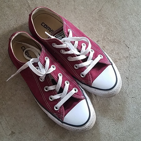 converse burgundy sneakers